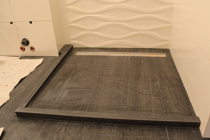 Как самостоятельно сделать душевой поддон?