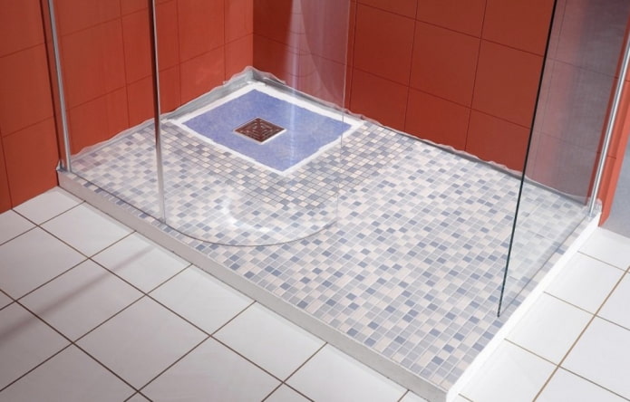 Как самостоятельно сделать душевой поддон?