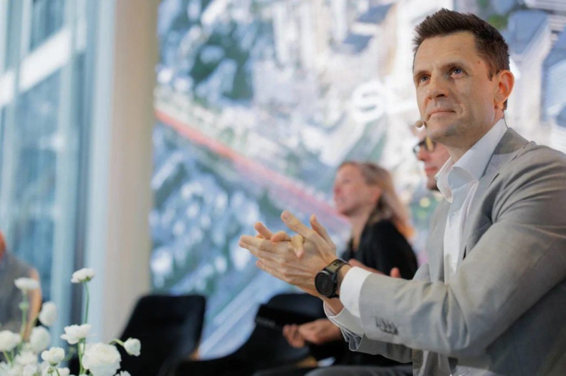 Город нового времени: светская Москва на презентации квартала SLAVA с Сергеем Кузнецовым и Владимиром Познером 