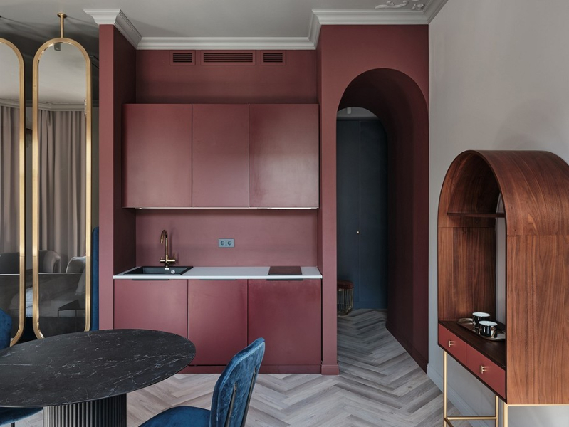 Как «спрятать» кухню в студии: 7 примеров, которые мы нашли у дизайнеров