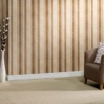 Полосатые обои в интерьере: виды и комбинирование полоски