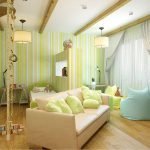 Полосатые обои в интерьере: виды и комбинирование полоски