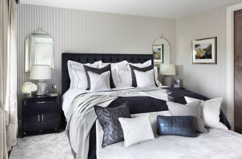 Полосатые обои в интерьере: виды и комбинирование полоски