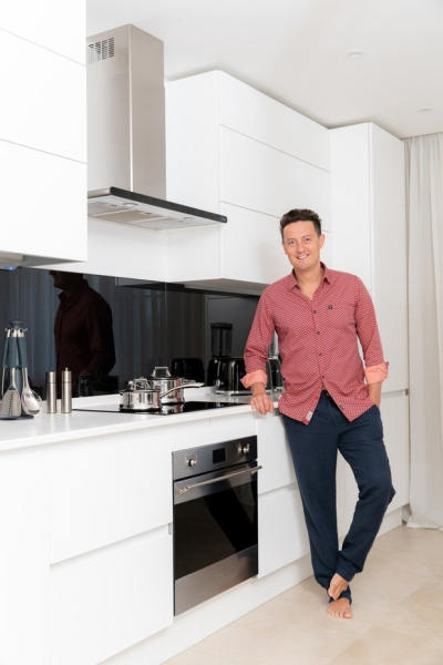 Технологичная кухня Стаса Ярушина