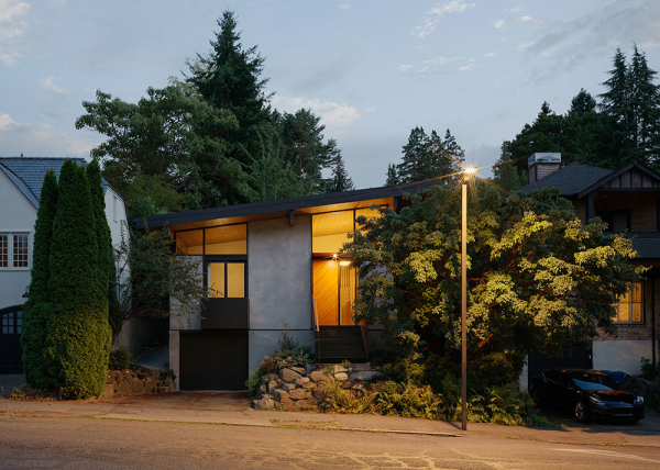 В гармонии с садом: уютный современный дом в Сиэтле