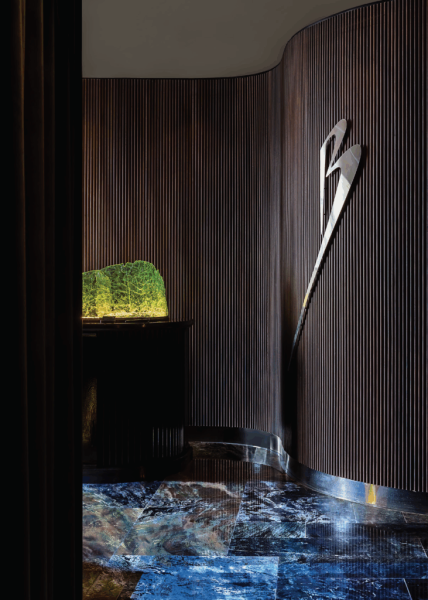 ПОЛЕТ НАД ВОЛНАМИ